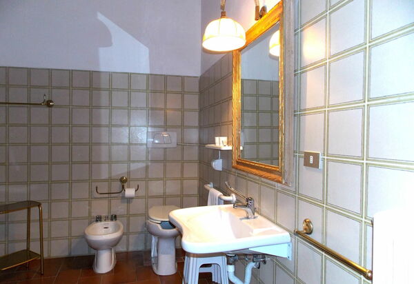 Villa Senni: Bagno