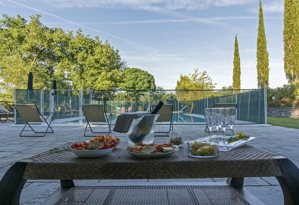 Il Castellare: Esterni