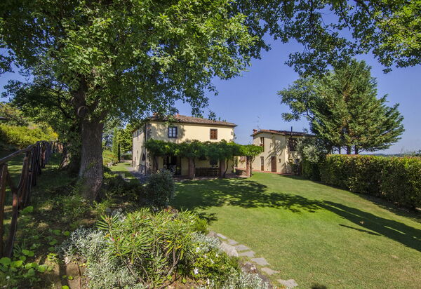 Il Castellare: Esterni