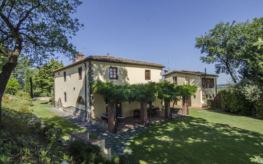 Il Castellare: Esterni