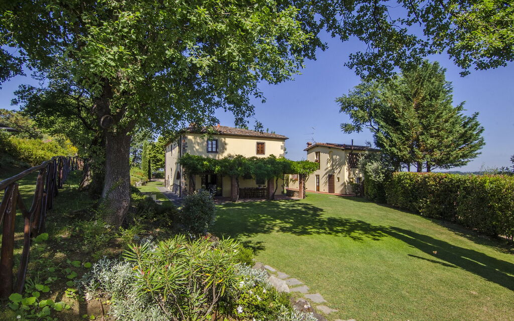 Il Castellare: Esterni