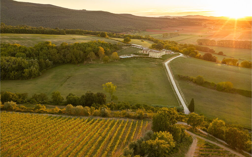 La Capanna, Borgo Campassini, Monteriggioni: Autunno, Estate, Giardino, Primavera