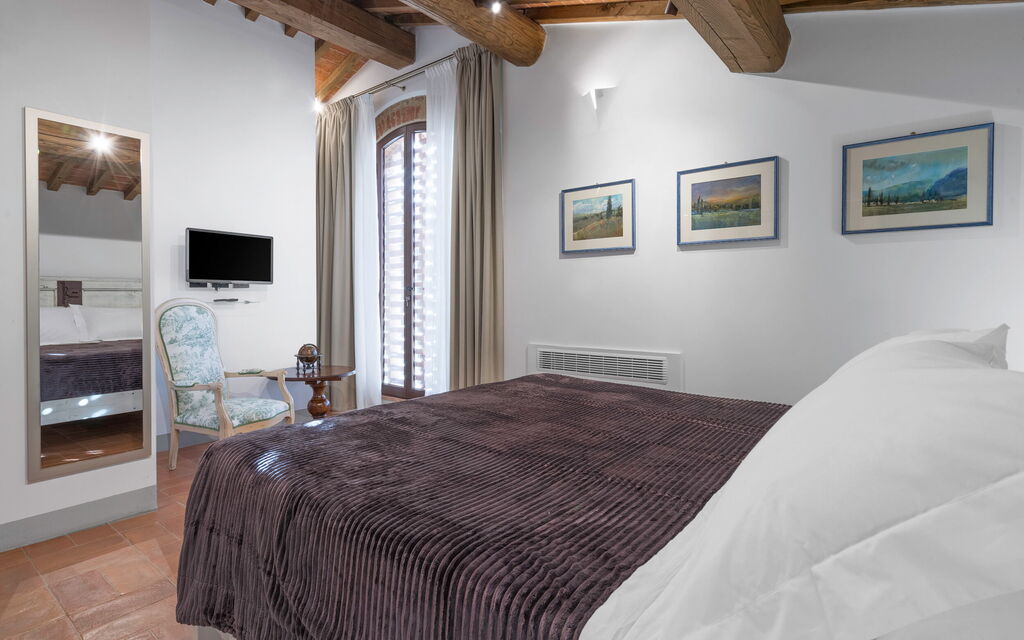 La Capanna, Borgo Campassini, Monteriggioni: Autumn, Bedroom, Spring, Summer