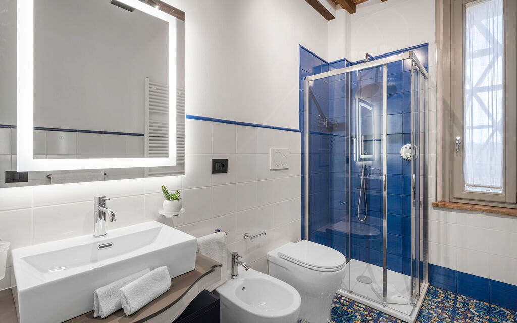 La Capanna, Borgo Campassini, Monteriggioni: Autumn, Bathroom, Spring, Summer