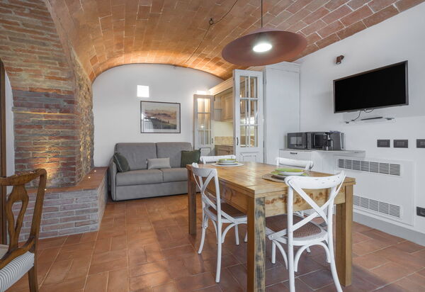 Le Volte, Borgo Campassini, Monteriggioni: Autumn, Kitchen, Living Room, Spring, Summer