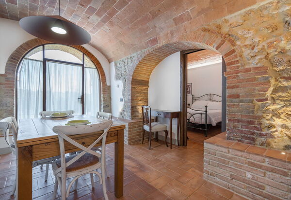 Le Volte, Borgo Campassini, Monteriggioni: Autumn, Kitchen, Living Room, Spring, Summer