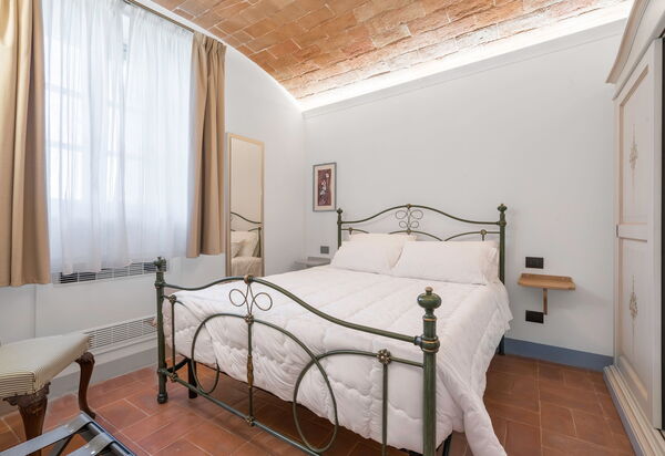 Le Volte, Borgo Campassini, Monteriggioni: Autumn, Bedroom, Spring, Summer