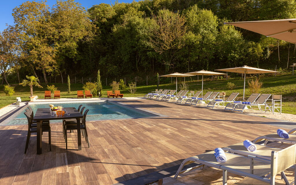 Le Volte, Borgo Campassini, Monteriggioni: Autunno, Estate, Piscina, Primavera
