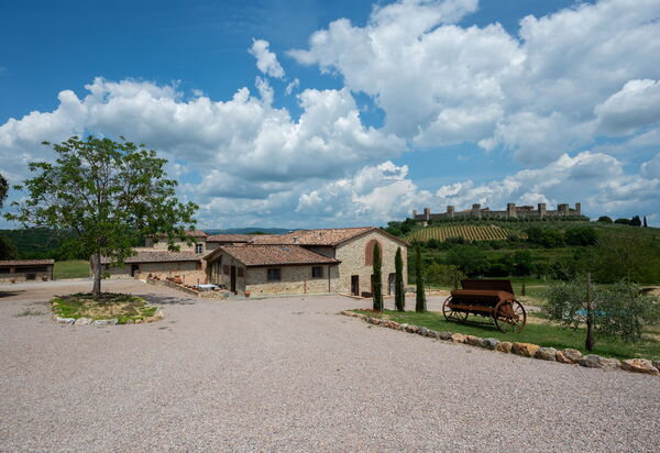 Le Torri, Borgo Campassini, Monteriggioni: Autumn, Kitchen, Spring, Summer