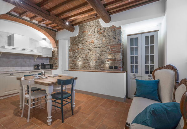 Le Torri, Borgo Campassini, Monteriggioni: Autumn, Living Room, Spring, Summer