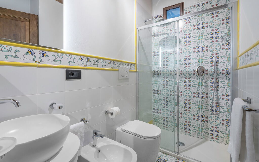 Le Torri, Borgo Campassini, Monteriggioni: Autunno, Bagno, Estate, Primavera