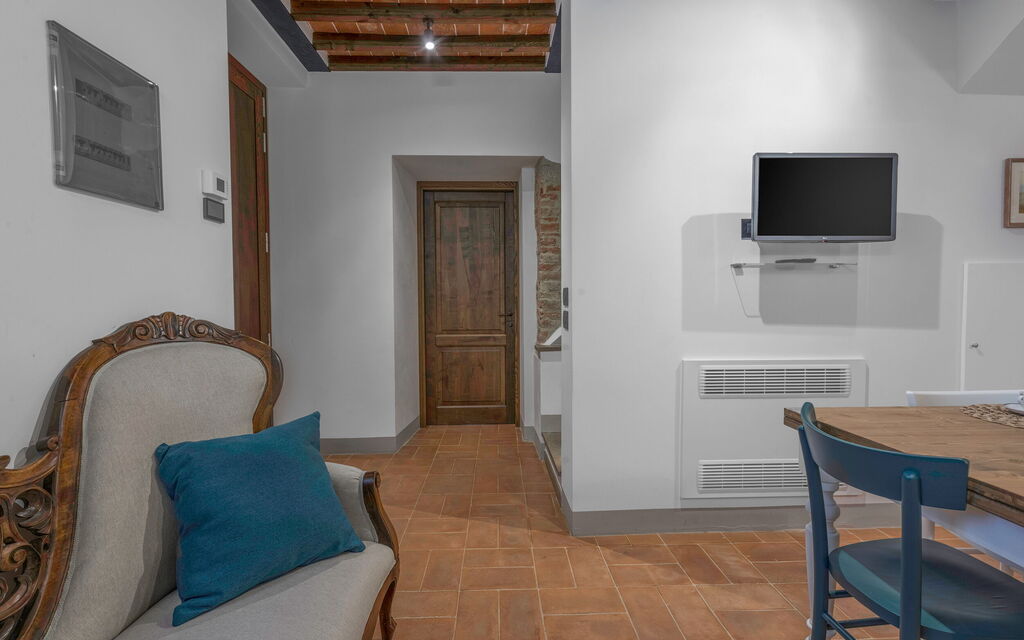 Le Torri, Borgo Campassini, Monteriggioni: Autunno, Estate, Primavera, Soggiorno