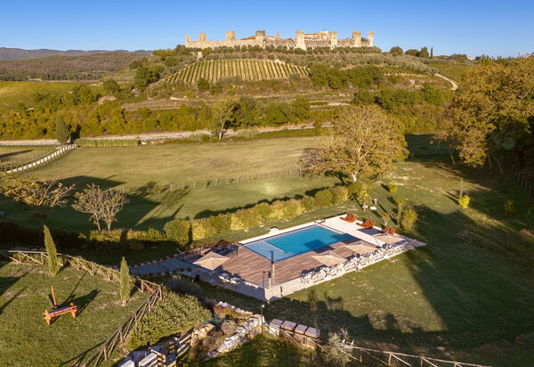 Il Borgo, Borgo Campassini, Monteriggioni: Autumn, Pool, Scenic View, Spring, Summer