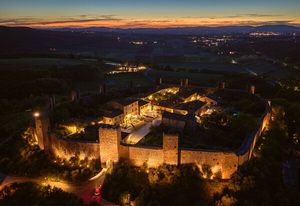 Il Borgo, Borgo Campassini, Monteriggioni: Autumn, Scenic View, Spring, Summer