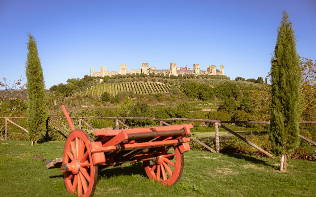 Il Borgo, Borgo Campassini, Monteriggioni: Autunno, Estate, Primavera, Vista Panoramica