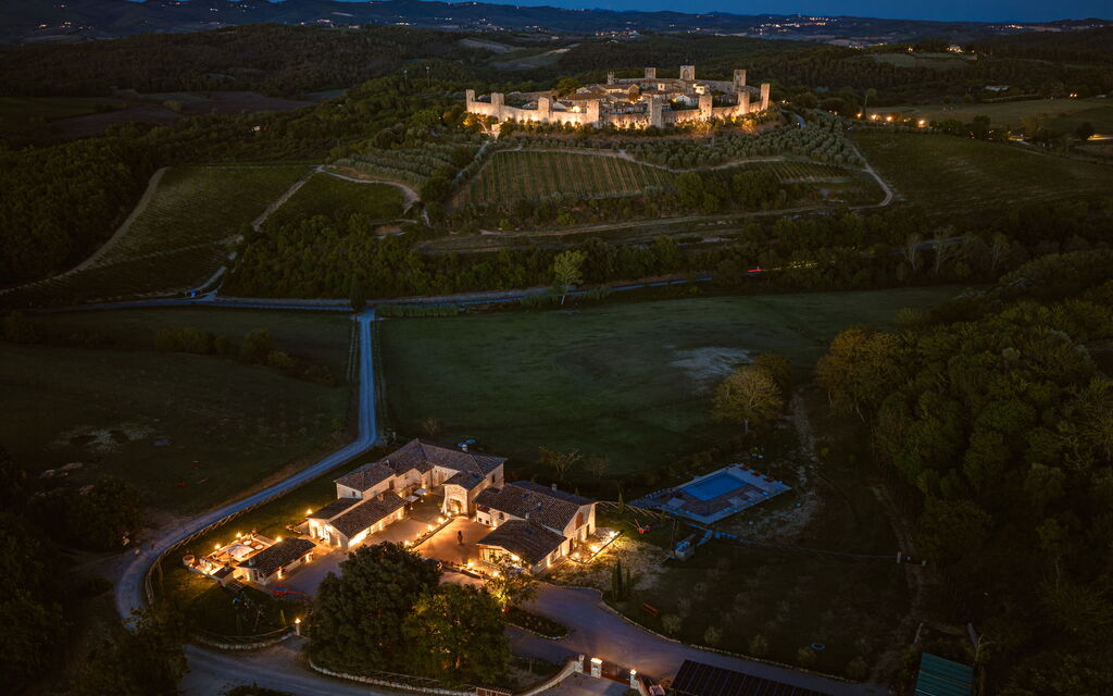 Il Borgo, Borgo Campassini, Monteriggioni: Autunno, Primavera, Vista Panoramica