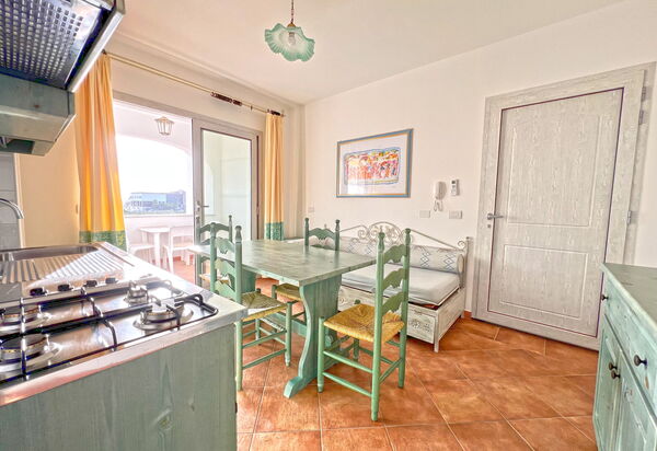 Apartments In Golfo Orosei: Autunno, Estate, Inverno, Primavera, Sala da pranzo