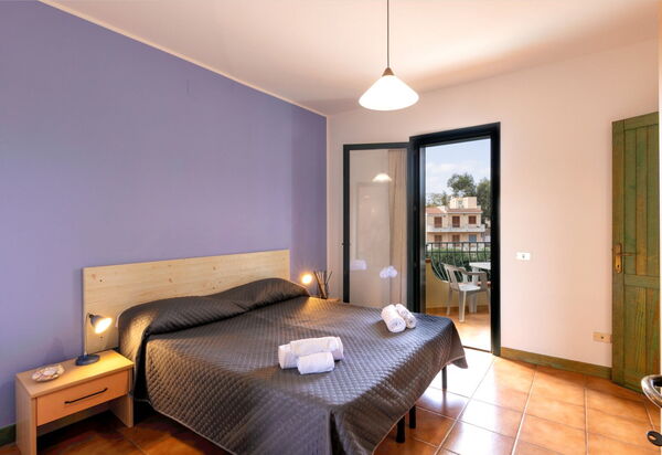 Apartments Mirti Bianchi S.teresa Gallura: Autunno, Camera da letto, Estate, Inverno, Primavera