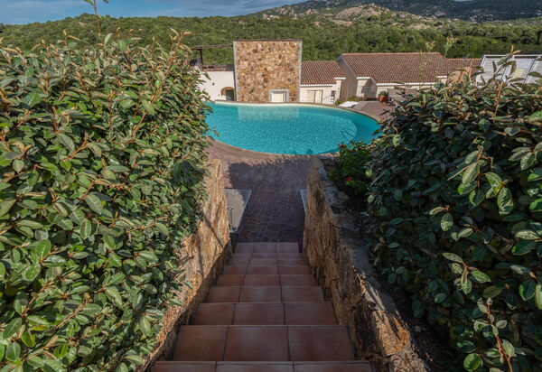 Baia Bianca Apartments Sardinia: Autunno, Estate, Inverno, Piscina, Primavera