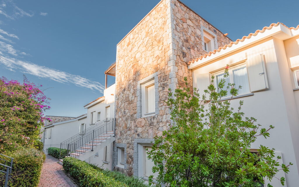 Baia Bianca Apartments Sardinia: Autunno, Entrata Principale, Estate, Inverno, Primavera