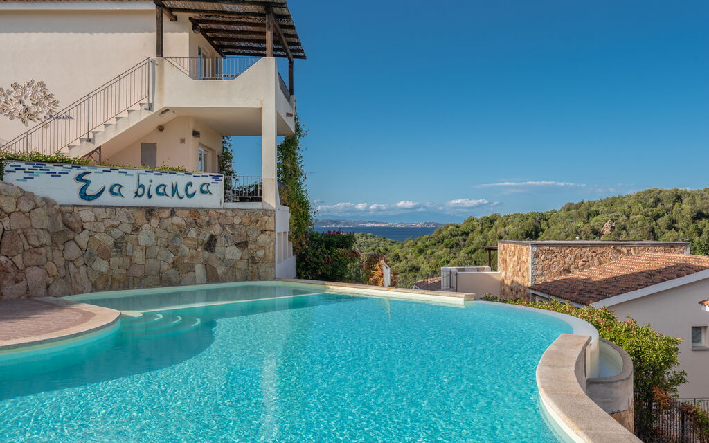 Baia Bianca Apartments Sardinia: Autunno, Estate, Inverno, Piscina, Primavera
