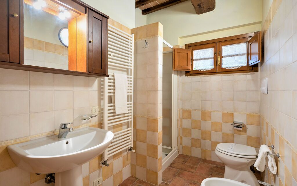 Bazzani Apartments In Siena - : villino-bazzani-casole-d-elsa-multiproprieta-appartamento-bazzani-3-bagno