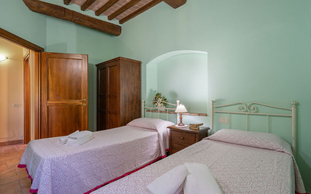 Bazzani Apartments In Siena - : villino-bazzani-casole-d'elsa-multiproperty-appartamento-bazzani-4-bedroom