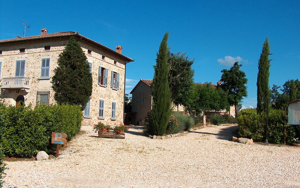 Bazzani Apartments In Siena: villino-bazzani-casole-d'elsa-multiproperty-external