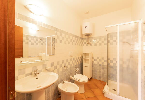 Cristal Blu Apartments In Santa Teresa Gallura: Autunno, Bagno, Estate, Primavera