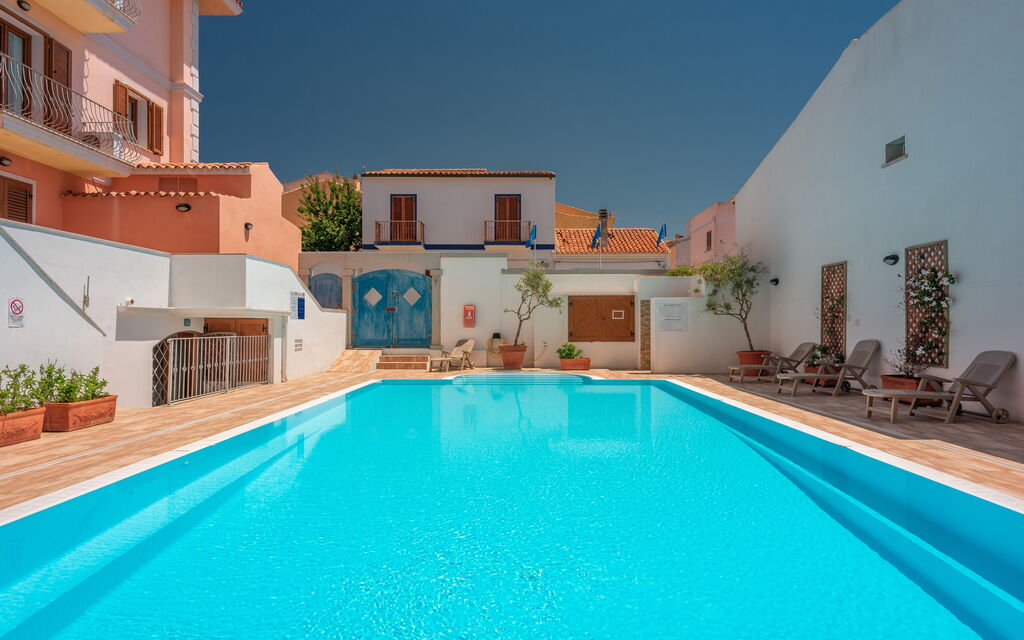 Cristal Blu Apartments In Santa Teresa Gallura: Autunno, Estate, Inverno, Piscina, Primavera