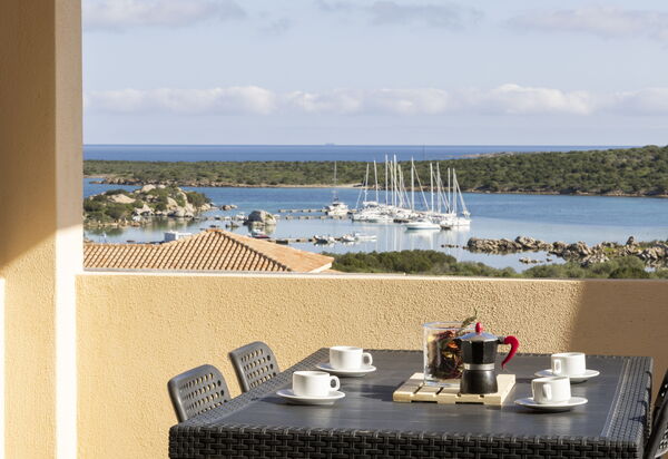 Golfo Aranci Apartments With Ac: Autunno, Balcone / Terrazza / Patio, Estate, Primavera