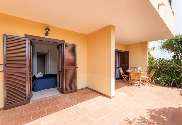 Golfo Aranci Apartments With Ac: Autunno, Entrata Principale, Estate, Primavera