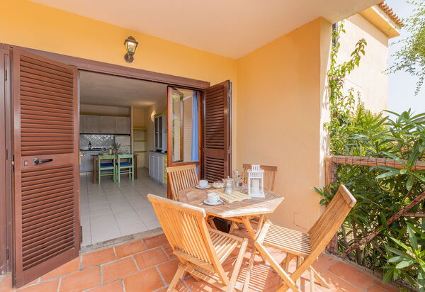 Golfo Aranci Apartments With Ac: Autunno, Estate, Esterni, Primavera