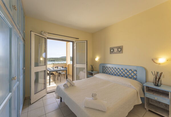 Golfo Aranci Apartments With Ac: Autunno, Camera da letto, Estate, Primavera