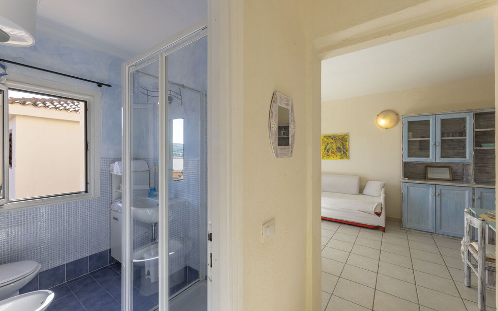 Golfo Aranci Apartments With Ac - : Autumn, Bathroom, Spring, Summer