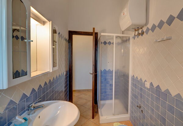 Apartment Sardinia Seaside Ac And Wifi: Autunno, Bagno, Estate, Primavera