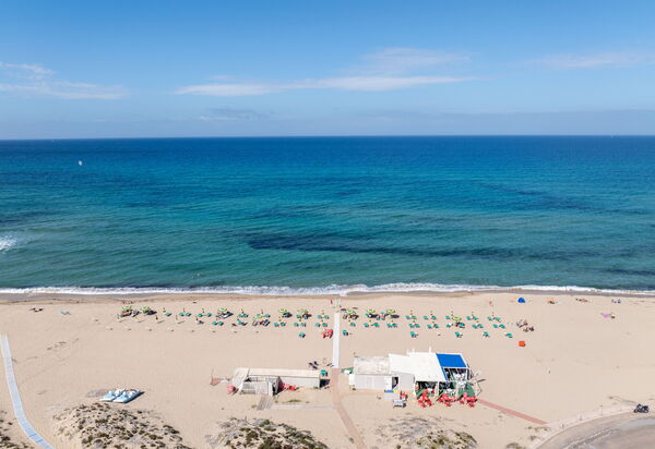 Apartment Sardinia Seaside Ac And Wifi: Autunno, Estate, Esterni, Primavera