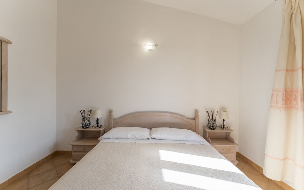 Apartment Sardinia Seaside Ac And Wifi - : Autumn, Bedroom, Spring, Summer
