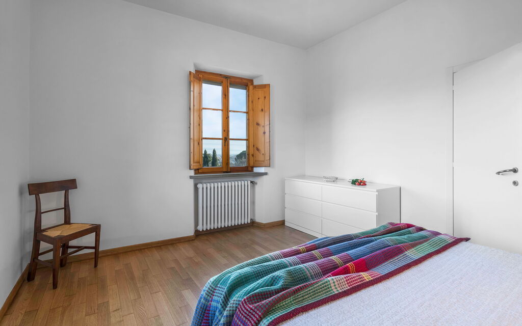 Il Villino Del Collezionista With Pool In Pistoia: Autumn, Bedroom, Spring, Summer