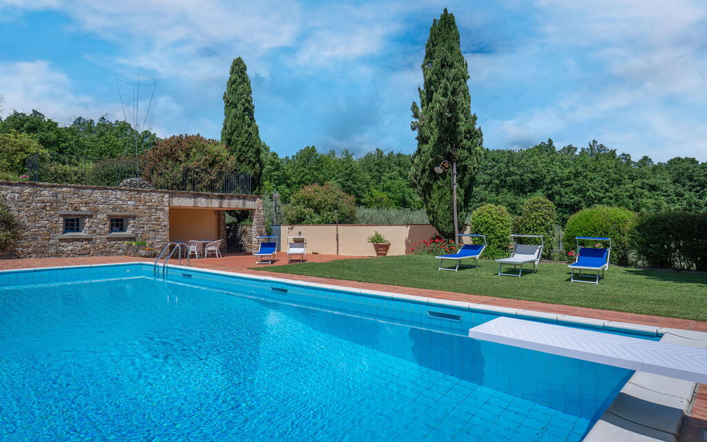 Il Villino Del Collezionista With Pool In Pistoia: Autumn, Pool, Spring, Summer