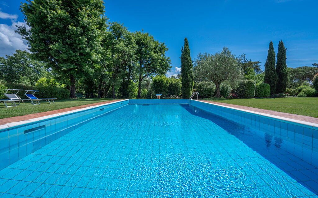 Il Villino Del Collezionista With Pool In Pistoia: Autumn, Pool, Spring, Summer