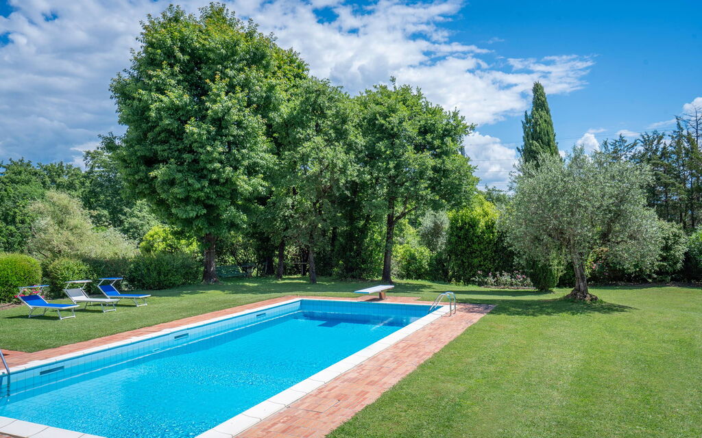 Il Villino Del Collezionista With Pool In Pistoia: Autumn, Pool, Spring, Summer