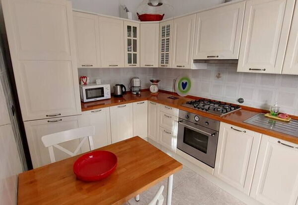 Casa Annalù With Garden, Wifi, Bogliasco: Autunno, Cucina, Estate, Primavera