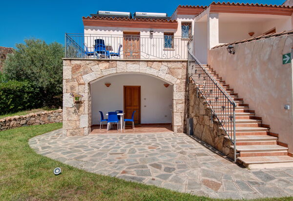 Crystal Pool Village In Tanaunella: Autunno, Entrata Principale, Estate, Inverno, Primavera