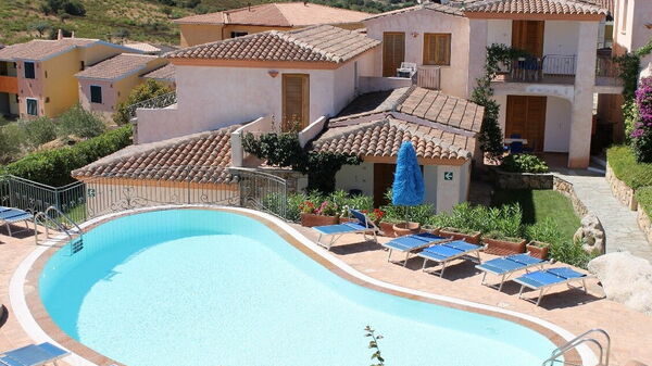 Crystal Pool Village In Tanaunella: Autumn, Pool, Spring, Summer, Winter