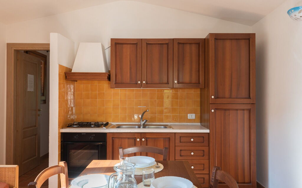 Crystal Pool Village In Tanaunella - : Autumn, Kitchen, Spring, Summer, Winter