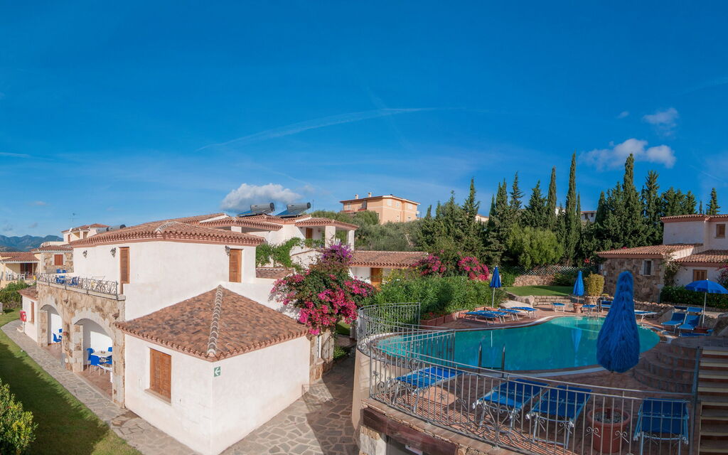 Crystal Pool Village In Tanaunella: Autumn, Garden, Spring, Summer, Winter