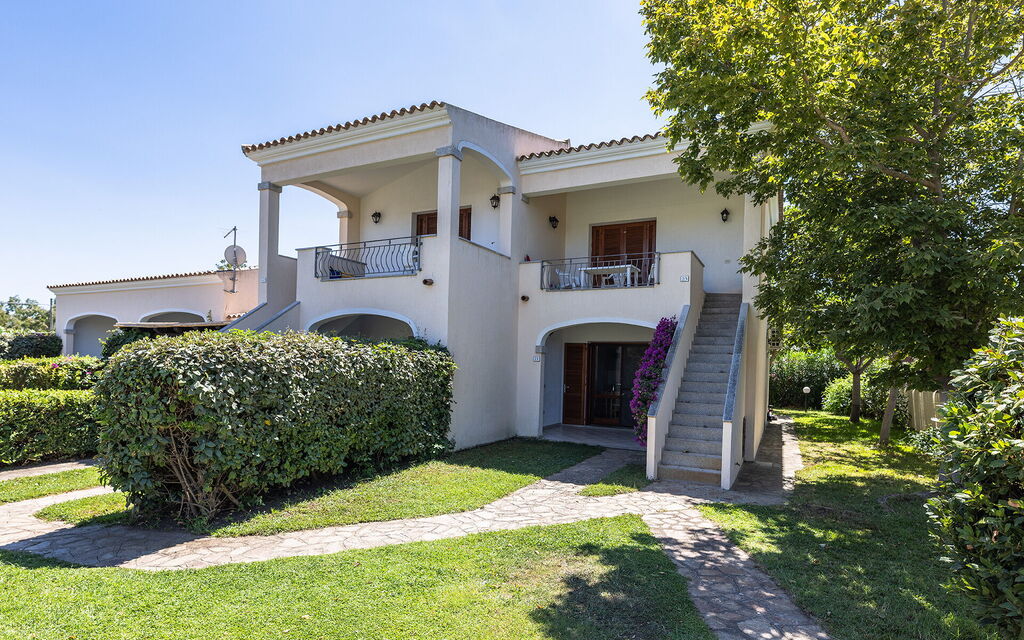 Budoni Homes Seaside, Ac And Bike: Autumn, Main Entrance, Spring, Summer, Winter