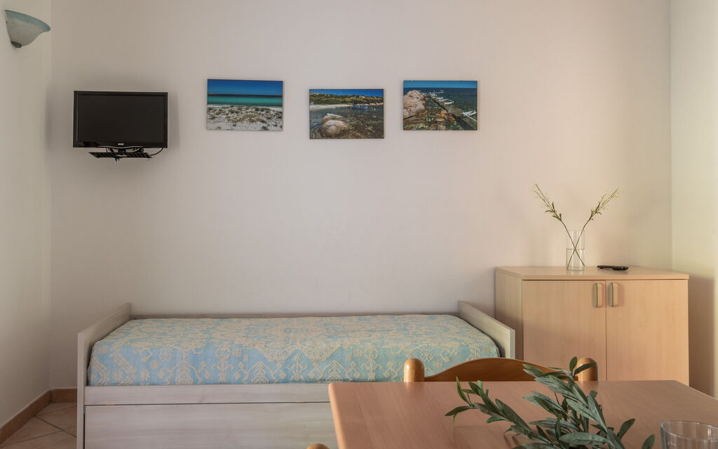 Budoni Homes Seaside, Ac And Bike - : Autumn, Living Room, Spring, Summer, Winter