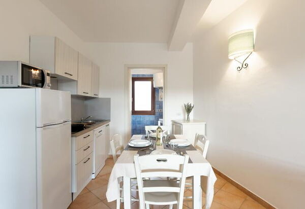 Il Mirto Appartamenti, Ac e Wifi, Gallura: Autunno, Cucina, Estate, Inverno, Primavera, Sala da pranzo